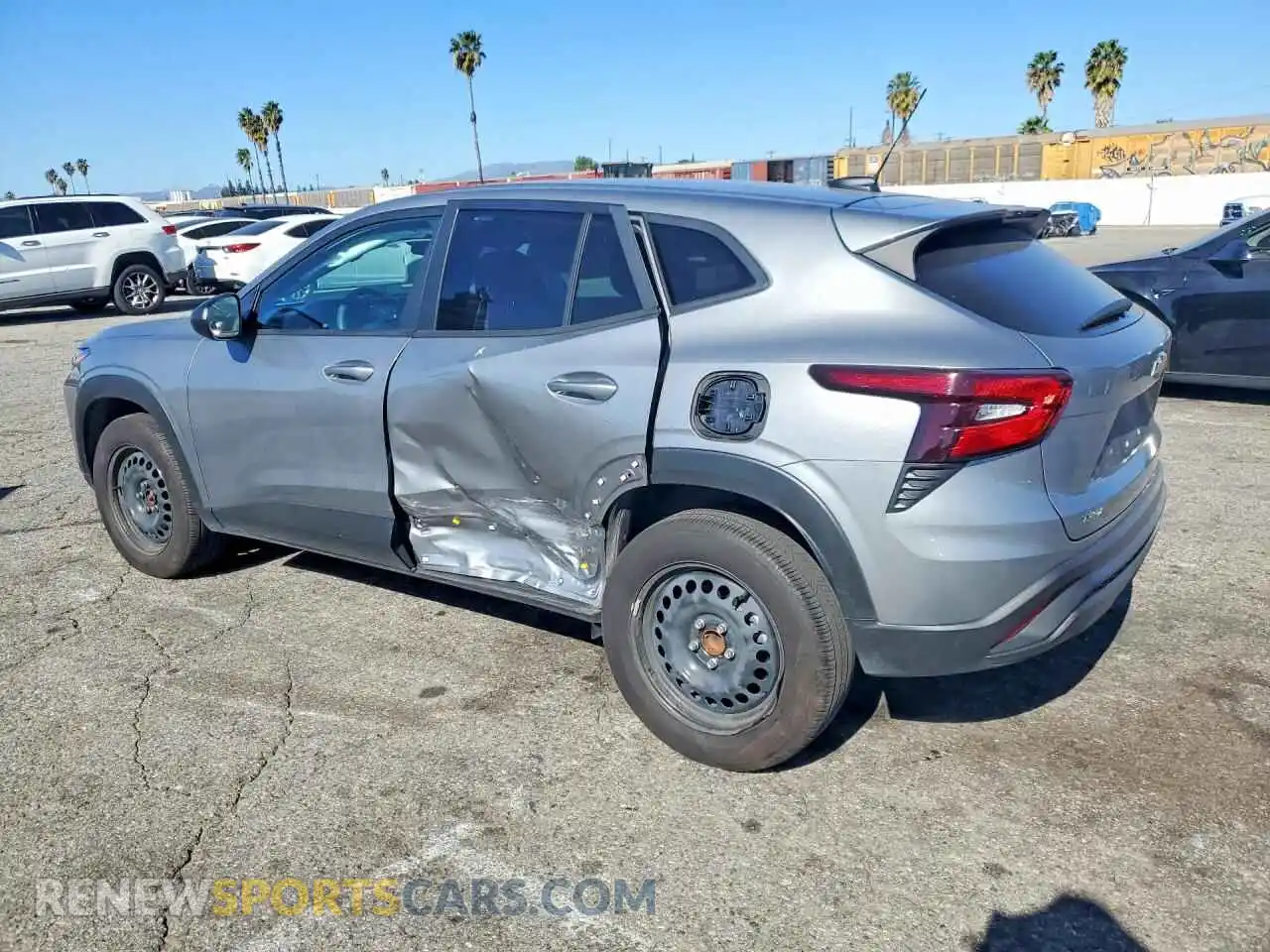 2 Photograph of a damaged car KL77LFEP3SC165358 CHEVROLET TRAX 2025