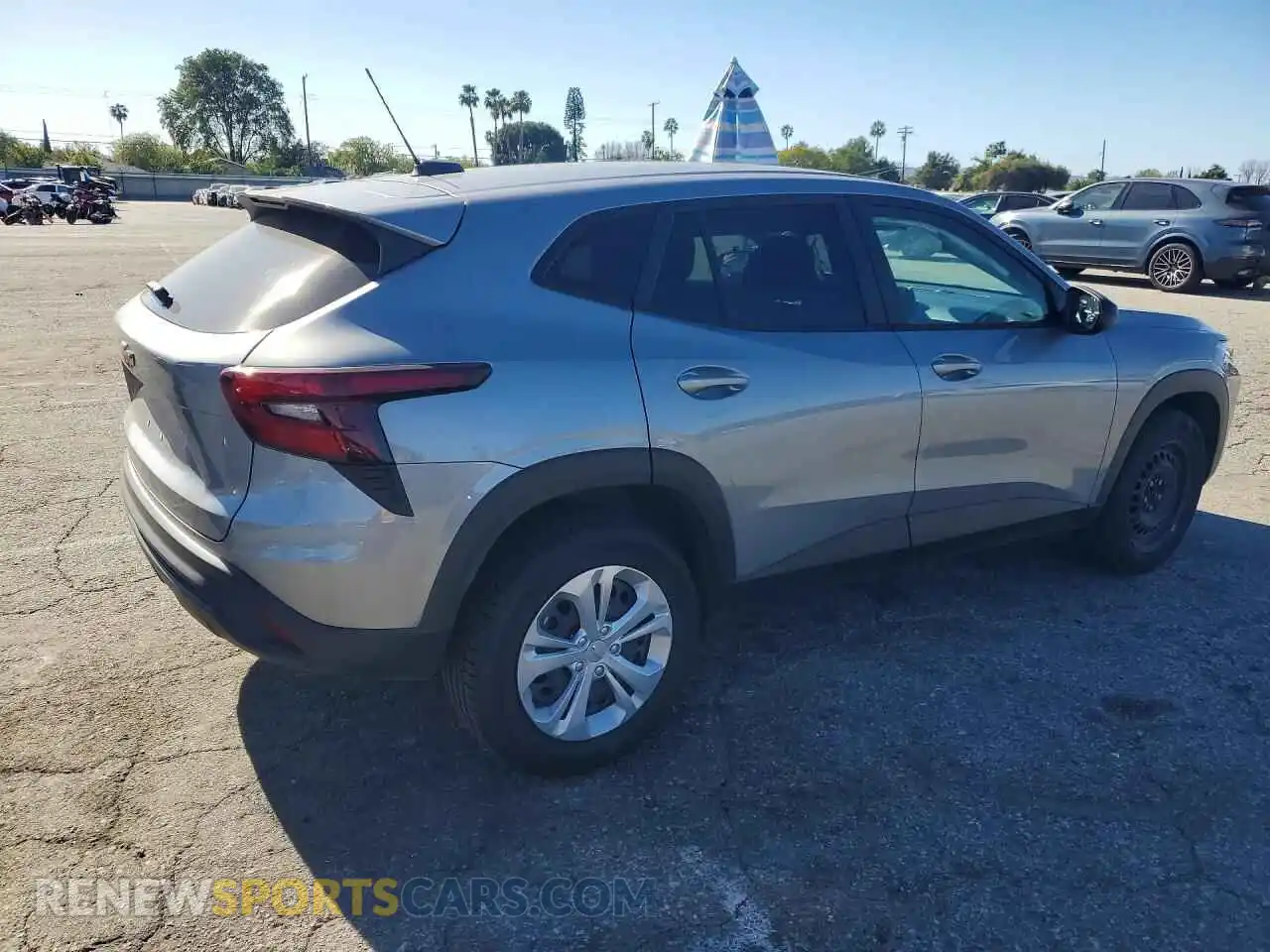 3 Photograph of a damaged car KL77LFEP3SC165358 CHEVROLET TRAX 2025