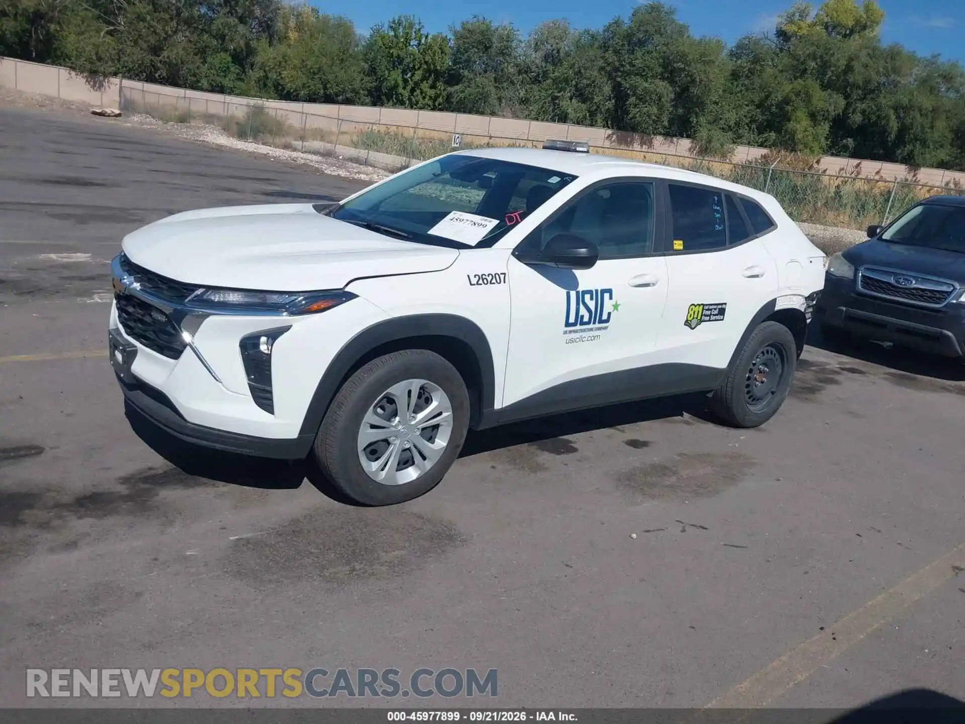 2 Photograph of a damaged car KL77LFEP3SC180216 CHEVROLET TRAX 2025