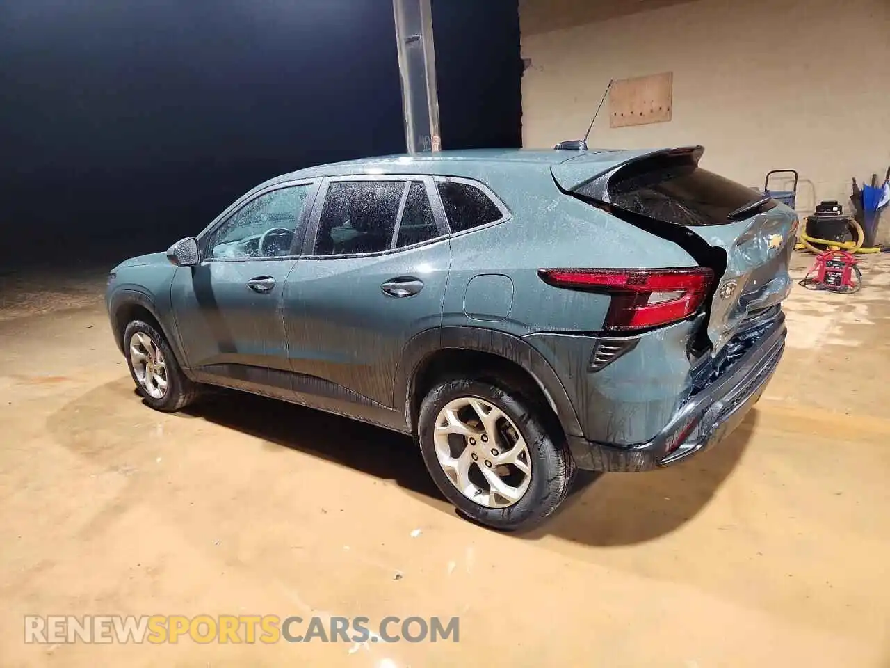 2 Photograph of a damaged car KL77LFEP4SC344914 CHEVROLET TRAX 2025