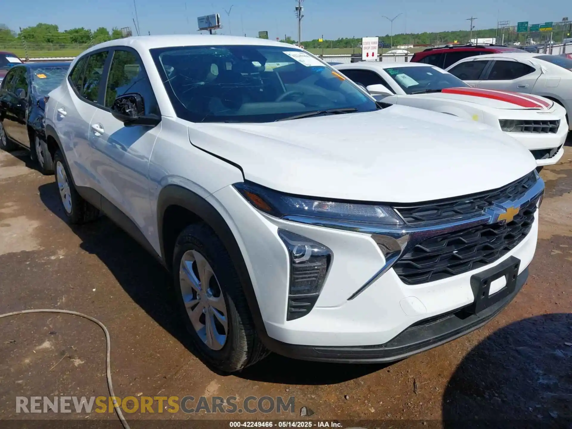 1 Photograph of a damaged car KL77LFEP5SC211272 CHEVROLET TRAX 2025