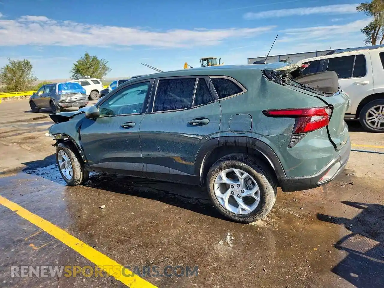 2 Фотография поврежденного автомобиля KL77LFEP6SC158310 CHEVROLET TRAX 2025