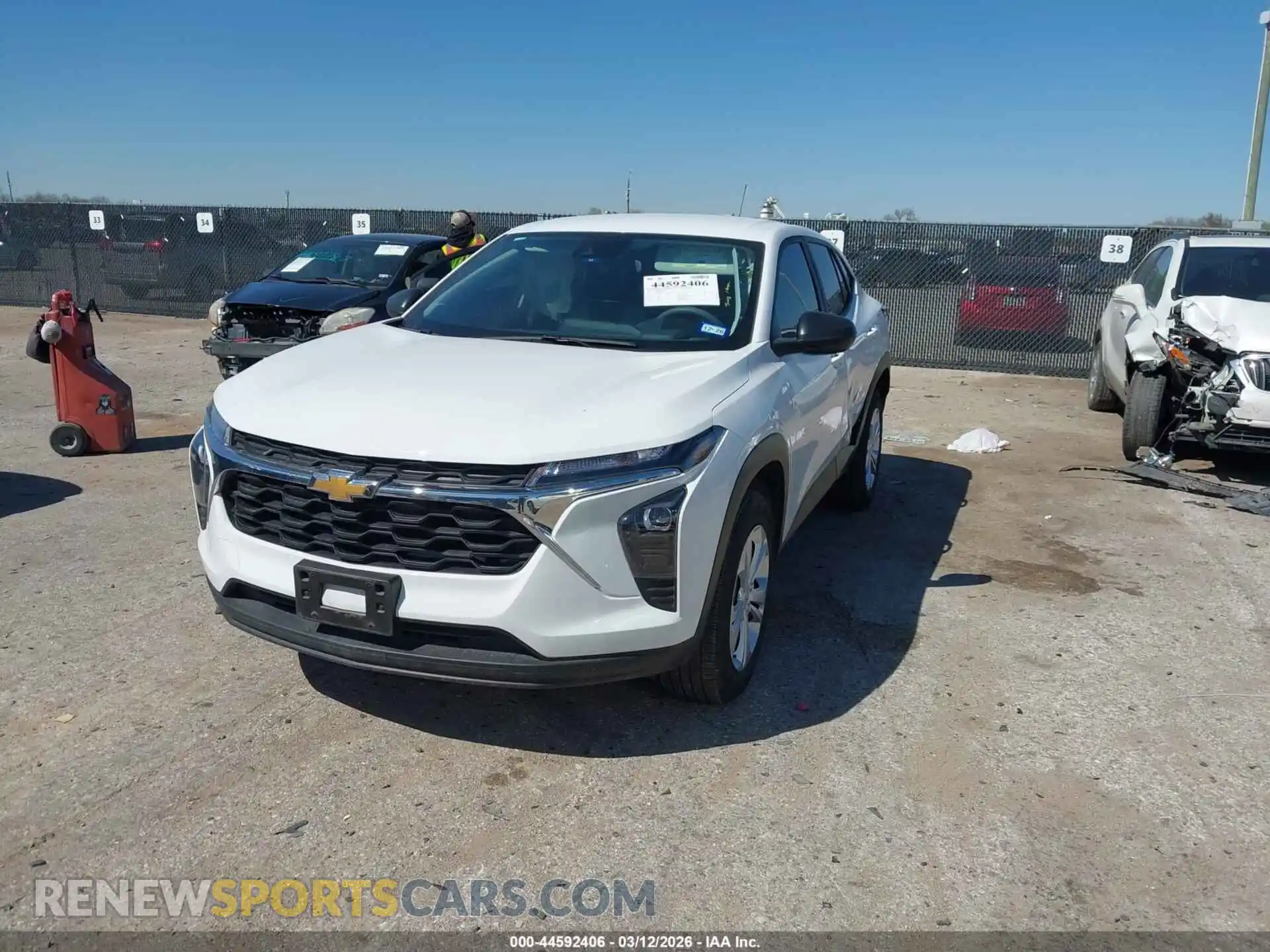 2 Photograph of a damaged car KL77LFEP6SC159490 CHEVROLET TRAX 2025