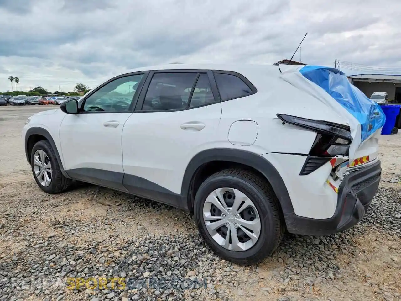 2 Photograph of a damaged car KL77LFEP7SC201052 CHEVROLET TRAX 2025