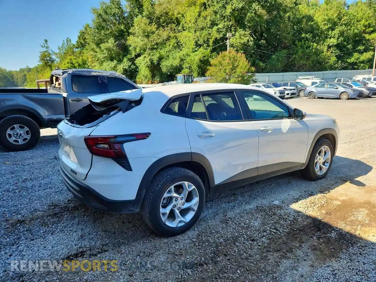 3 Photograph of a damaged car KL77LFEP7SC321028 CHEVROLET TRAX 2025