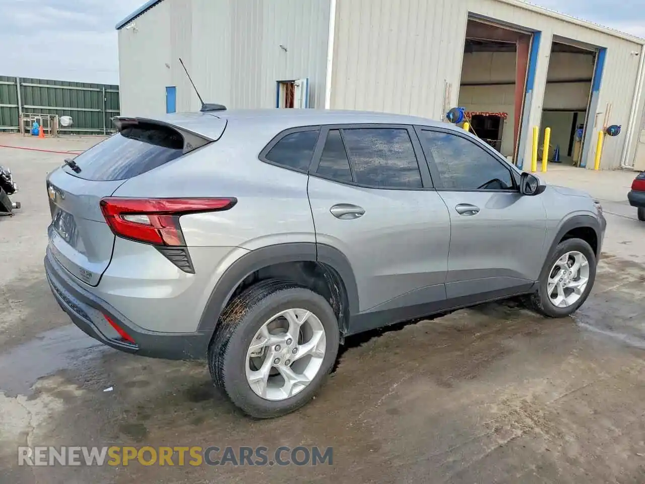 3 Photograph of a damaged car KL77LFEP8SC080824 CHEVROLET TRAX 2025