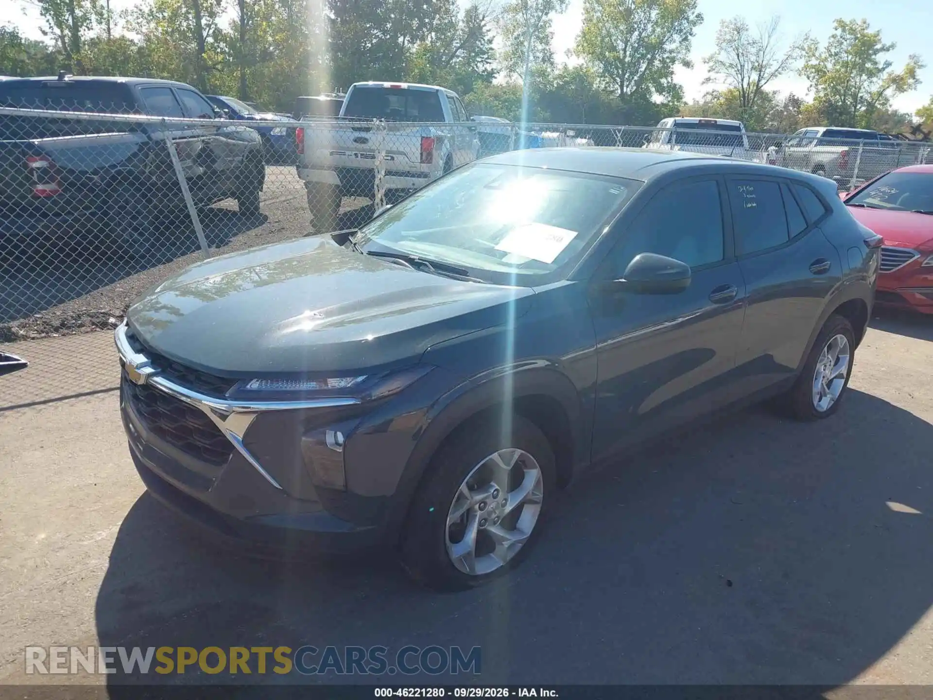 2 Фотография поврежденного автомобиля KL77LFEP8SC202274 CHEVROLET TRAX 2025
