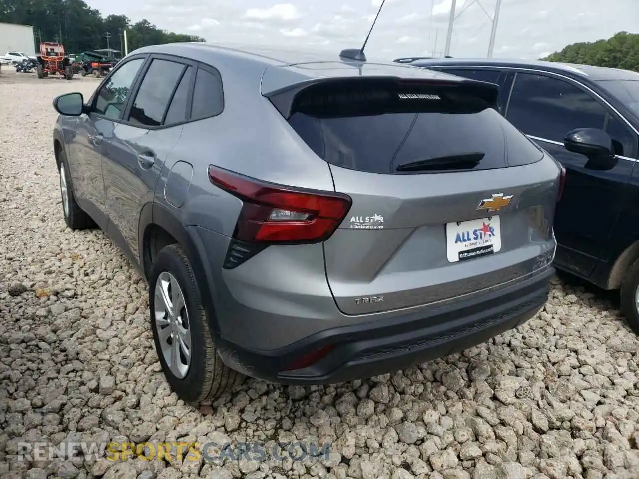 2 Photograph of a damaged car KL77LFEP9SC068939 CHEVROLET TRAX 2025