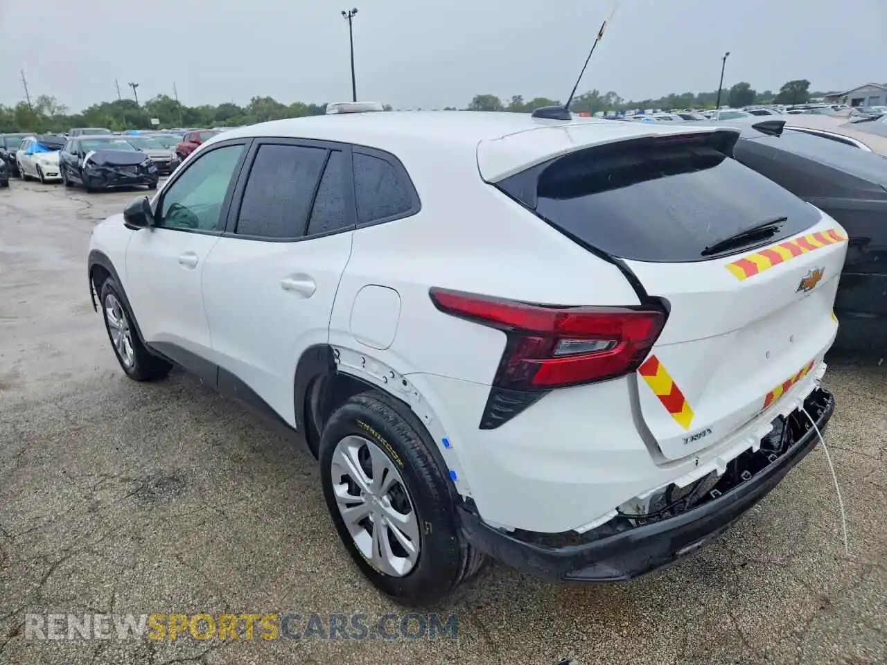 2 fotografías del automóvil dañado KL77LFEPXSC201398 CHEVROLET TRAX 2025