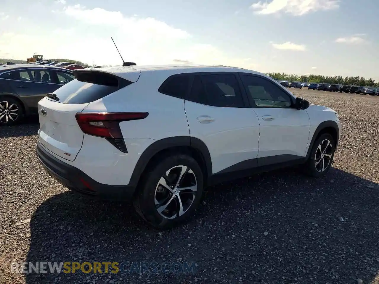 3 fotografías del automóvil dañado KL77LGE2XSC146137 CHEVROLET TRAX 2025