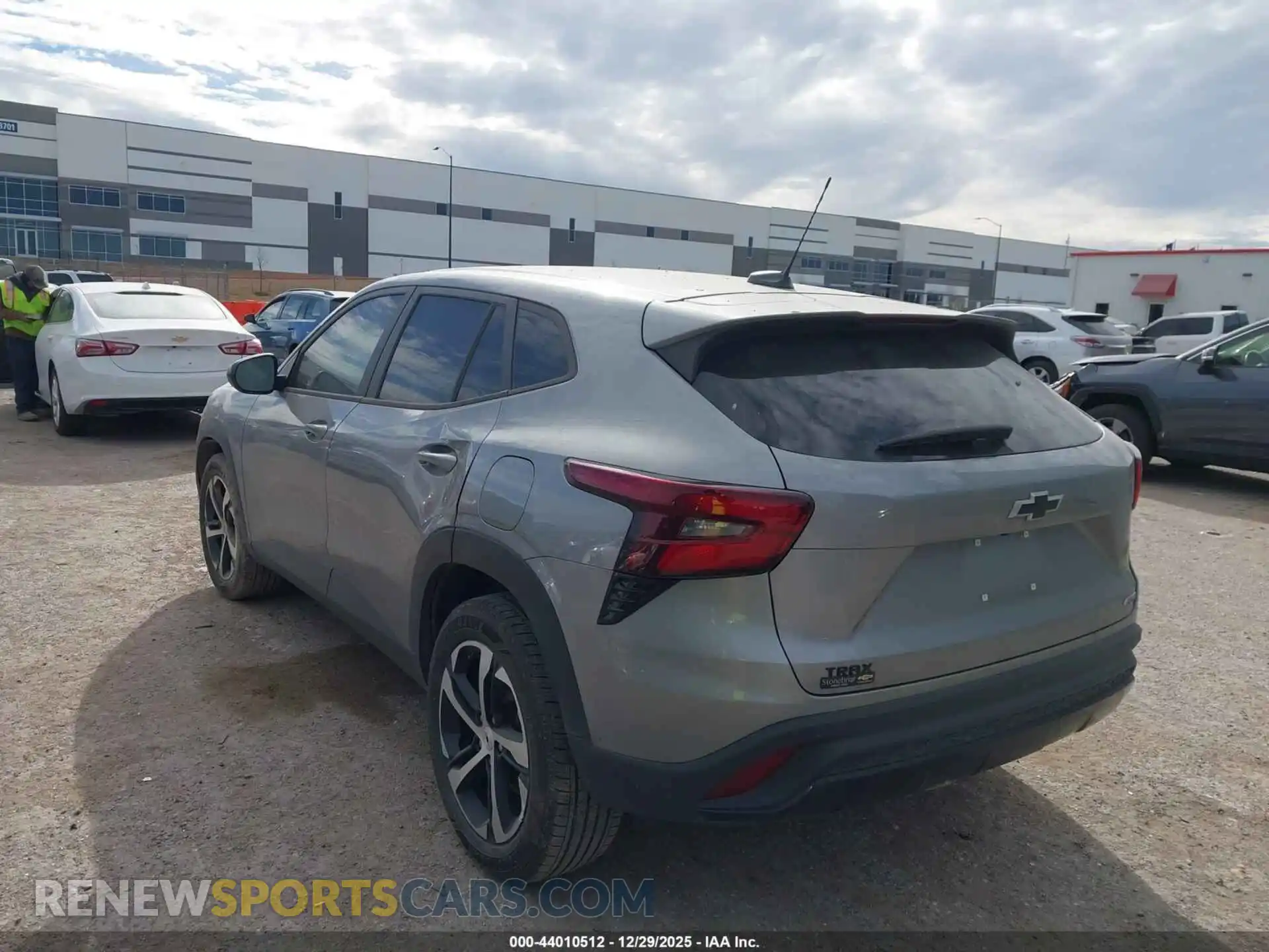 3 Photograph of a damaged car KL77LGEP1SC020180 CHEVROLET TRAX 2025