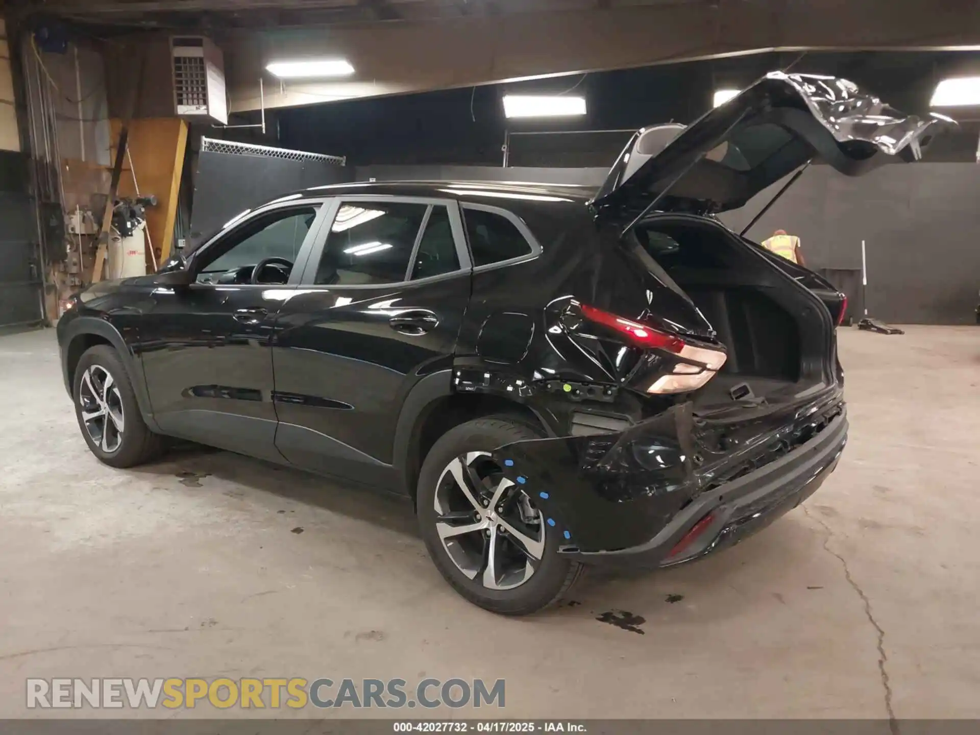 3 Photograph of a damaged car KL77LGEP3SC049339 CHEVROLET TRAX 2025