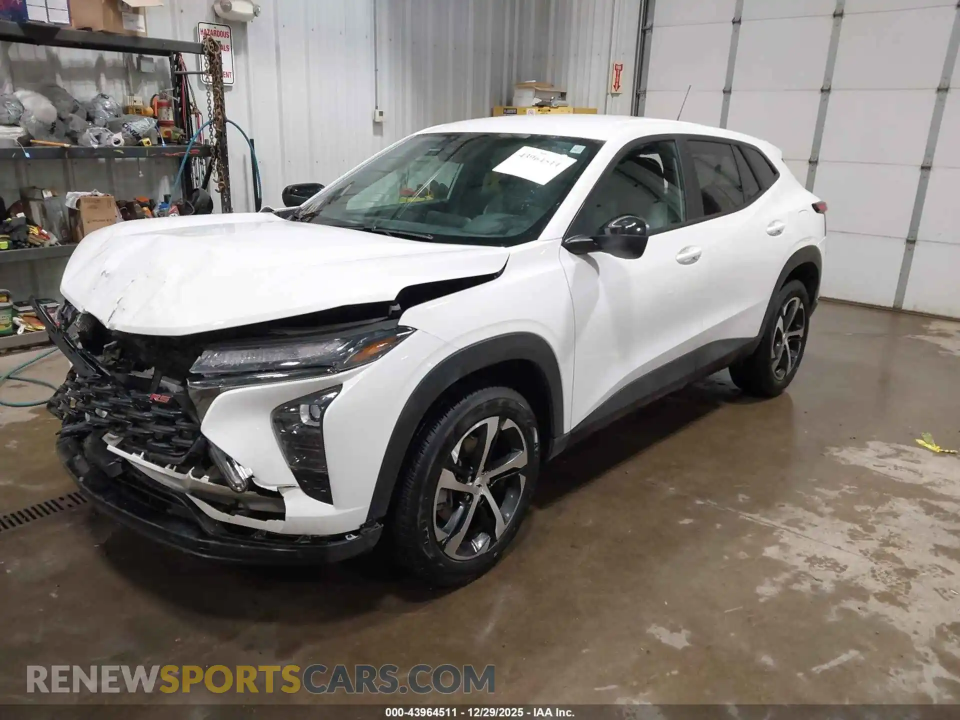 2 Photograph of a damaged car KL77LGEP4SC007536 CHEVROLET TRAX 2025