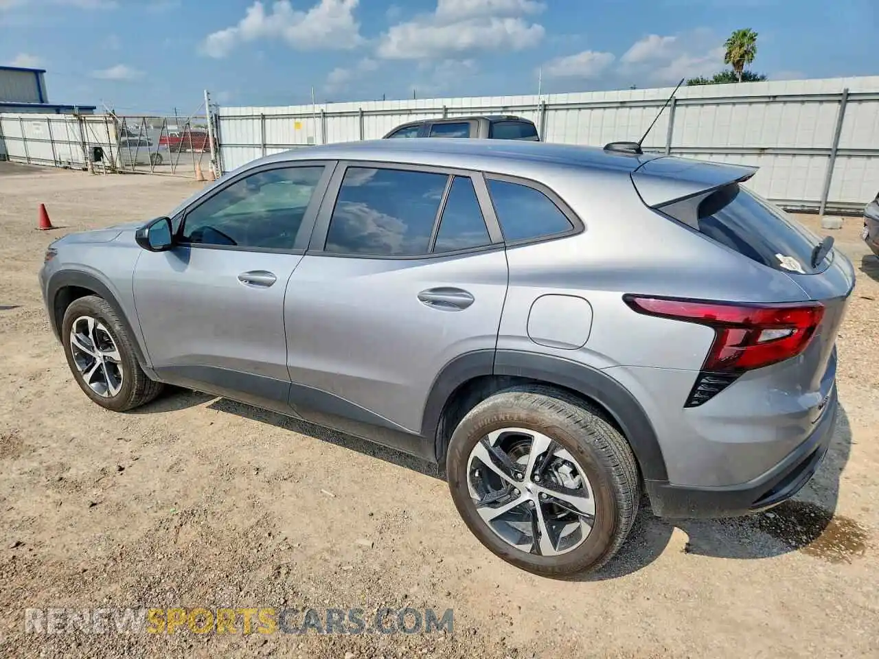 2 Photograph of a damaged car KL77LGEP4SC130561 CHEVROLET TRAX 2025
