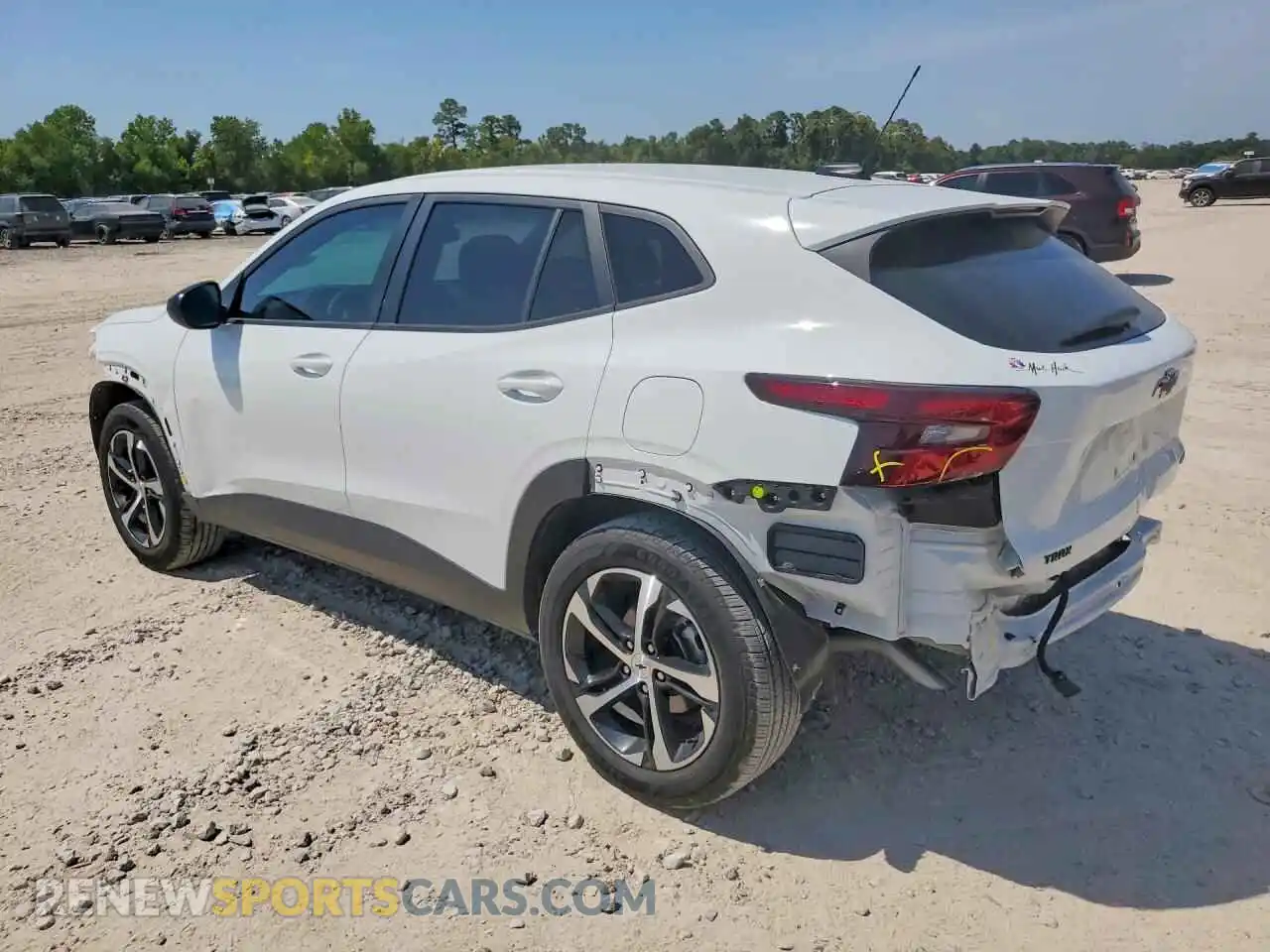 2 Photograph of a damaged car KL77LGEP5SC056387 CHEVROLET TRAX 2025