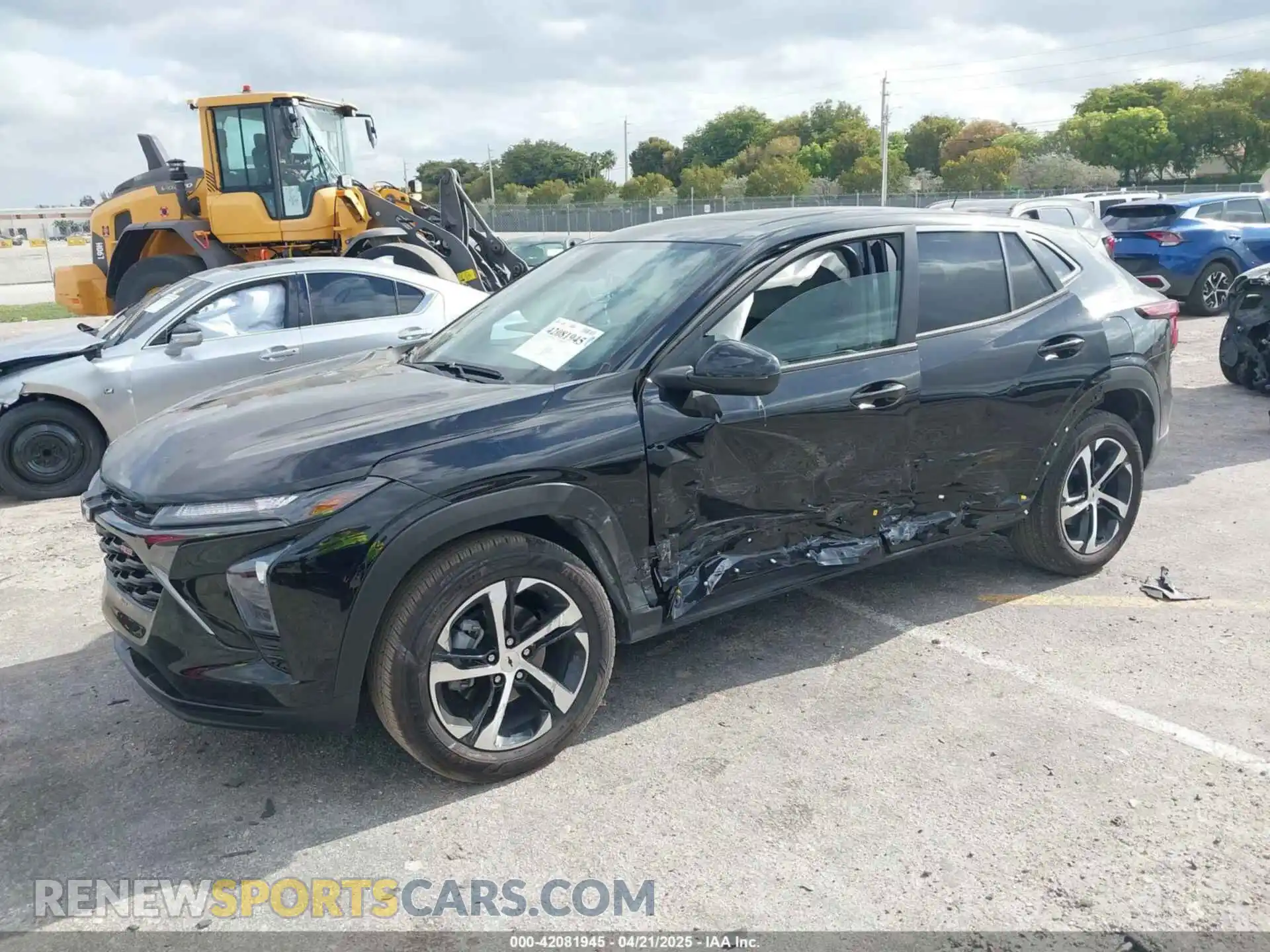 2 Photograph of a damaged car KL77LGEP6SC072758 CHEVROLET TRAX 2025
