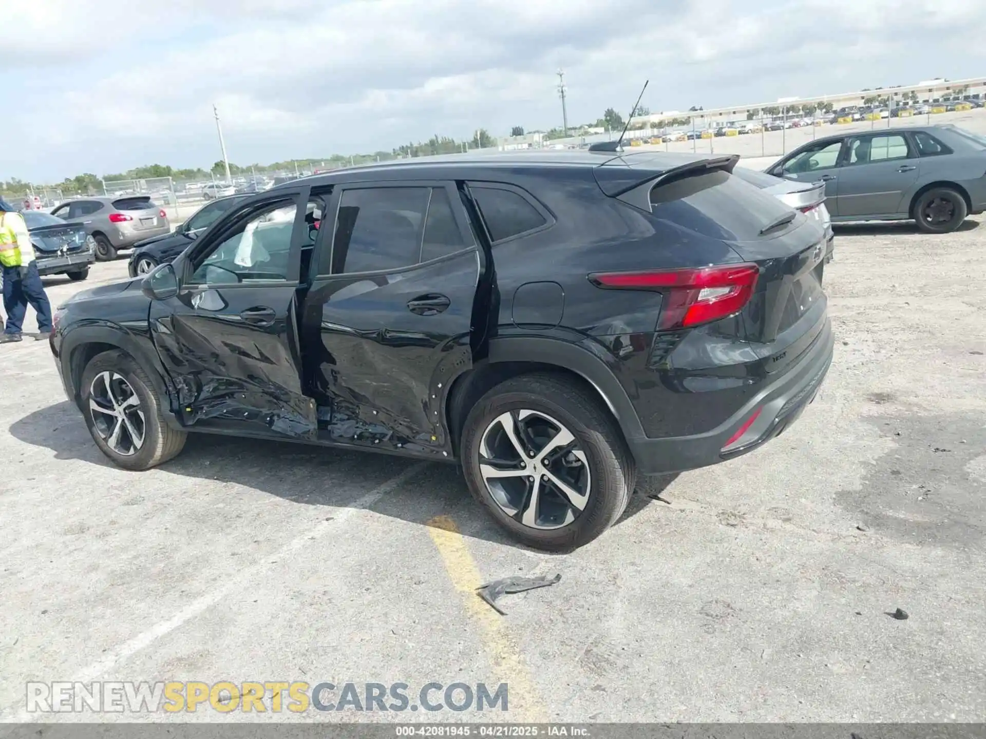 3 Photograph of a damaged car KL77LGEP6SC072758 CHEVROLET TRAX 2025