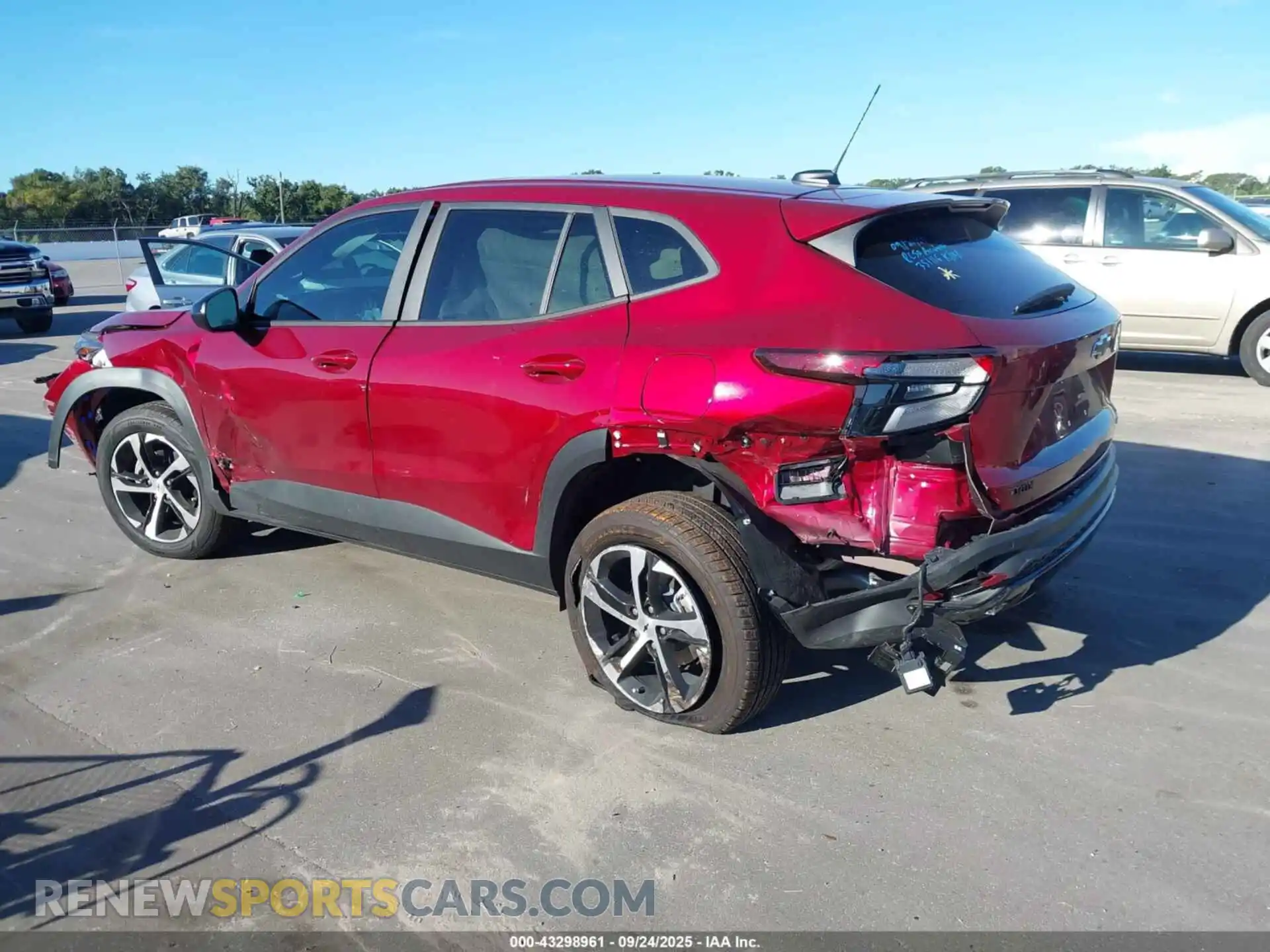 3 Photograph of a damaged car KL77LGEP6SC253763 CHEVROLET TRAX 2025