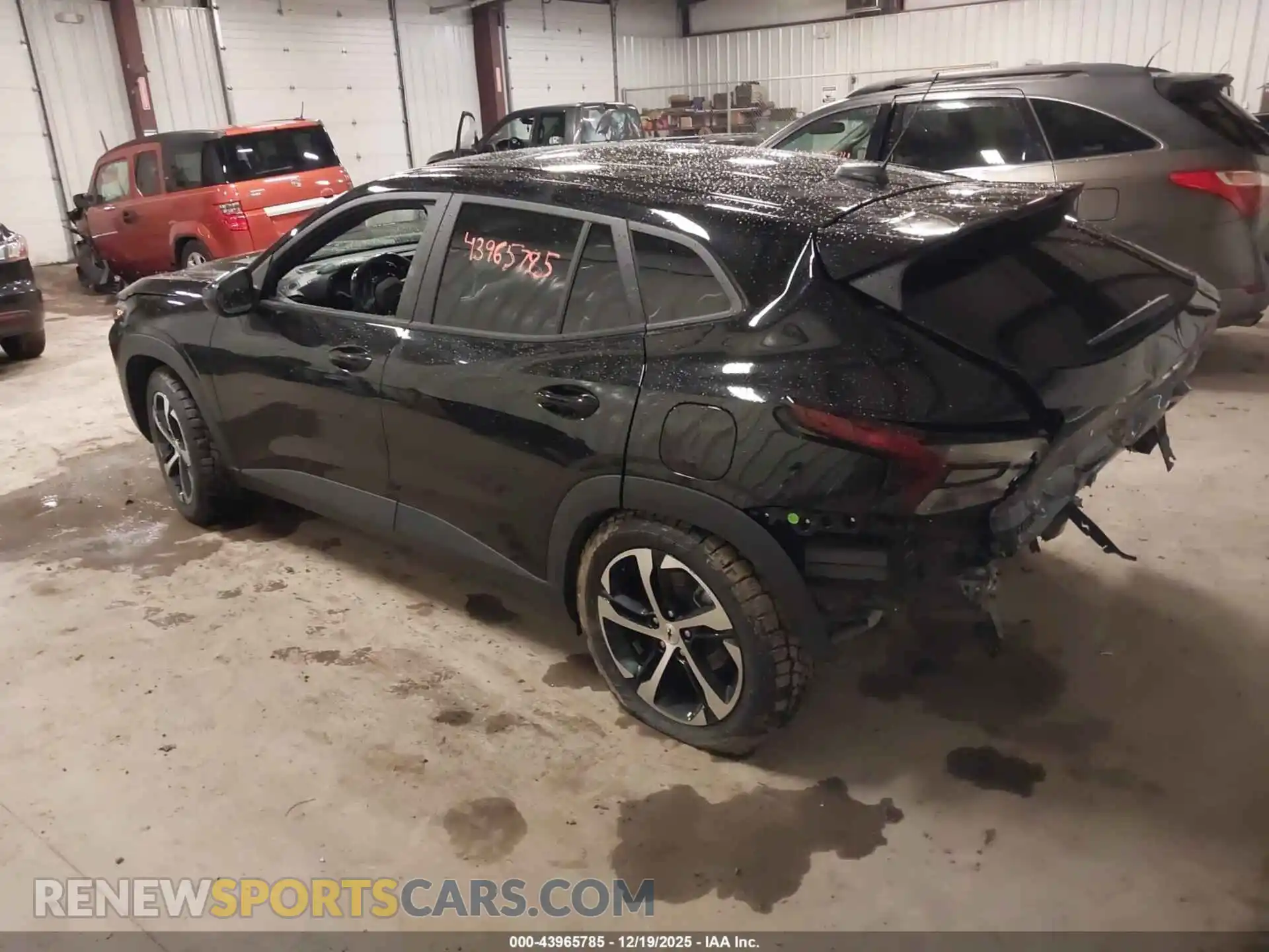 3 Photograph of a damaged car KL77LGEP6SC293468 CHEVROLET TRAX 2025