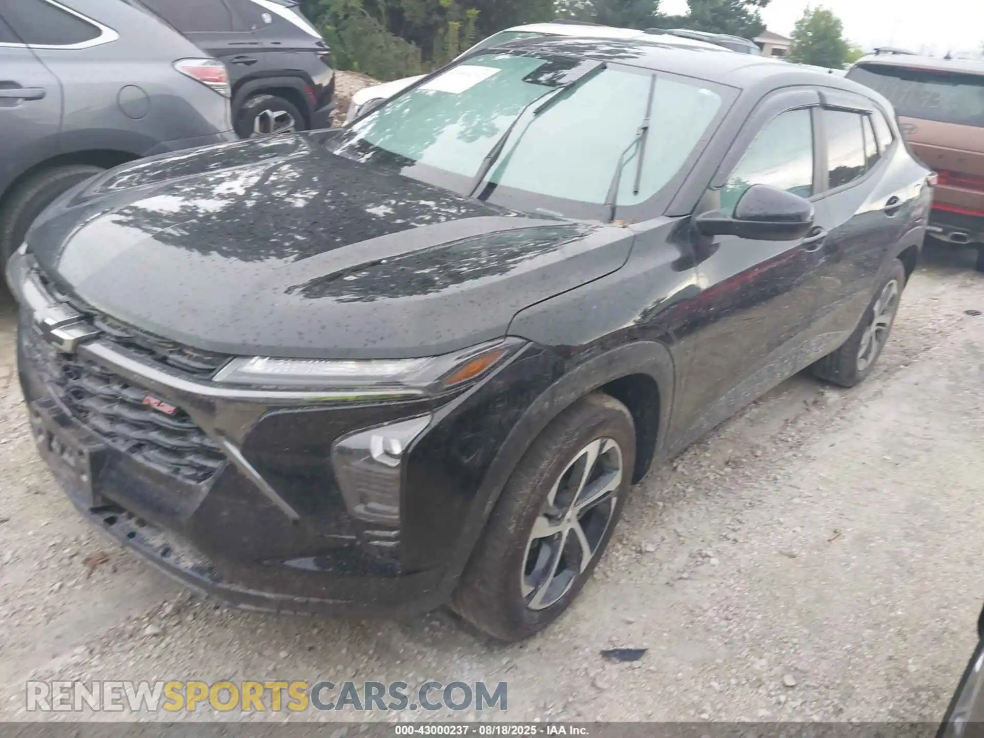 2 Фотография поврежденного автомобиля KL77LGEP7SC009930 CHEVROLET TRAX 2025