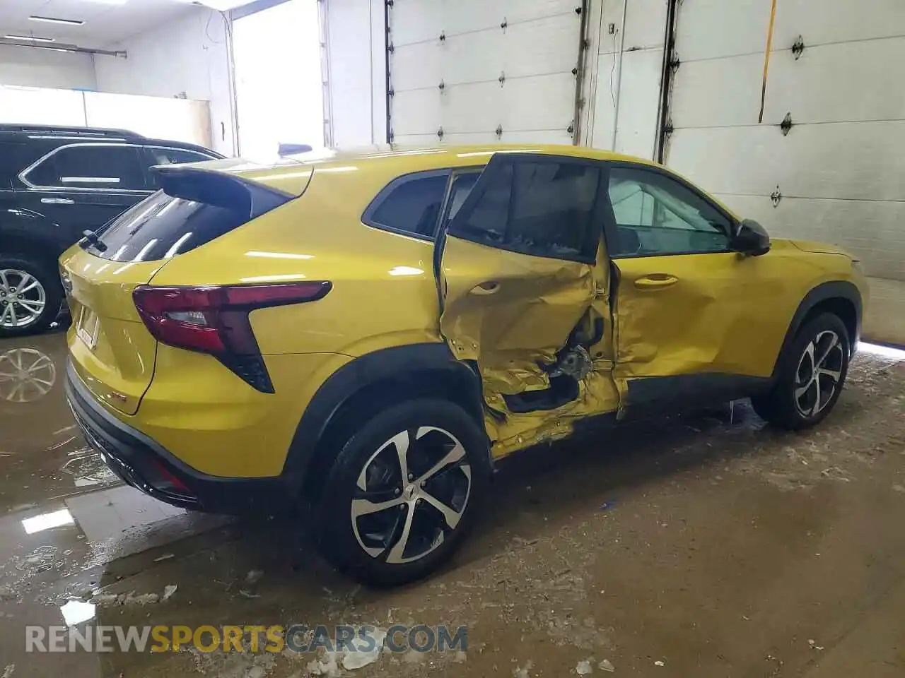 3 Photograph of a damaged car KL77LGEP7SC032155 CHEVROLET TRAX 2025