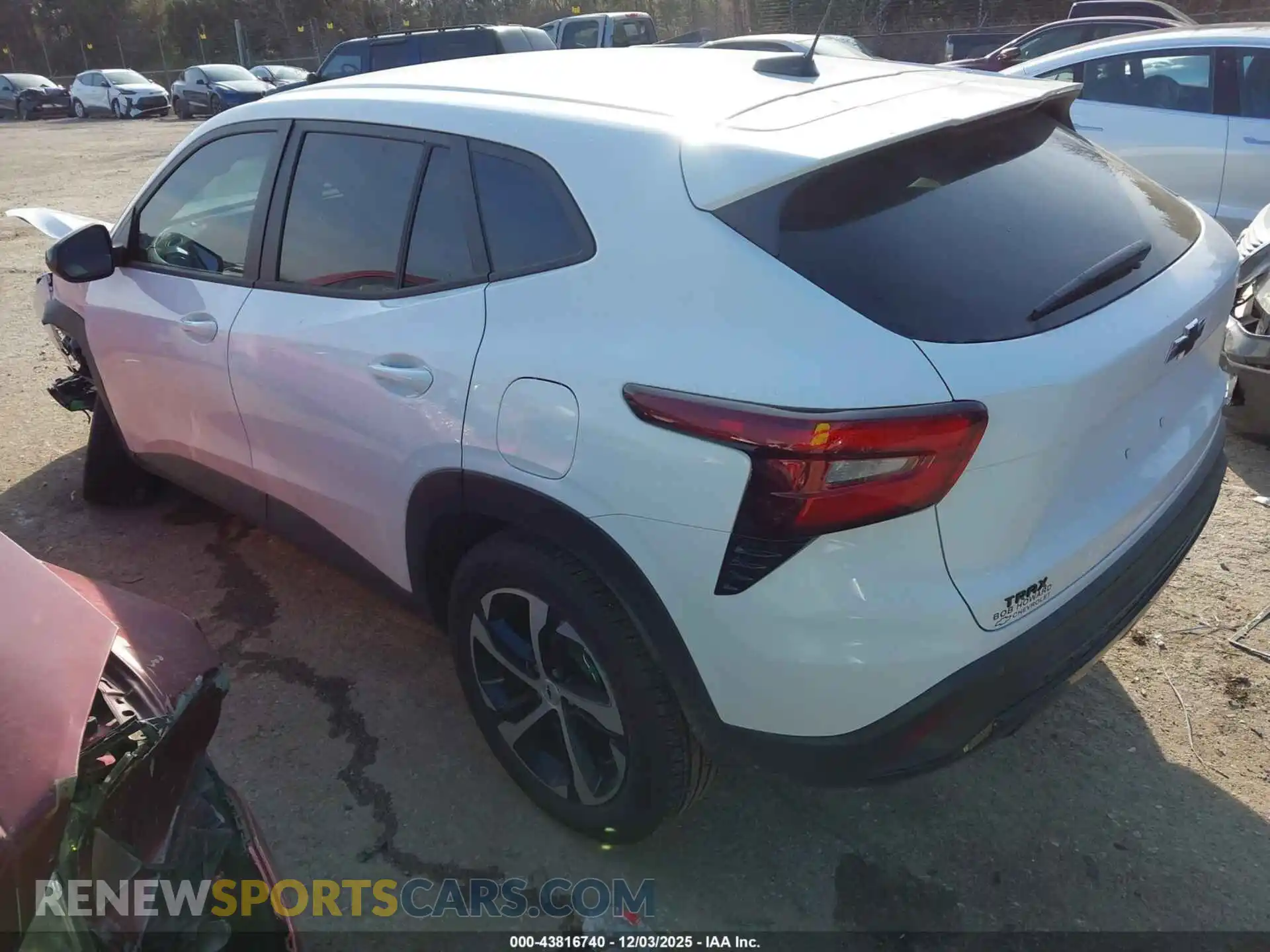3 fotografías del automóvil dañado KL77LGEP7SC305787 CHEVROLET TRAX 2025