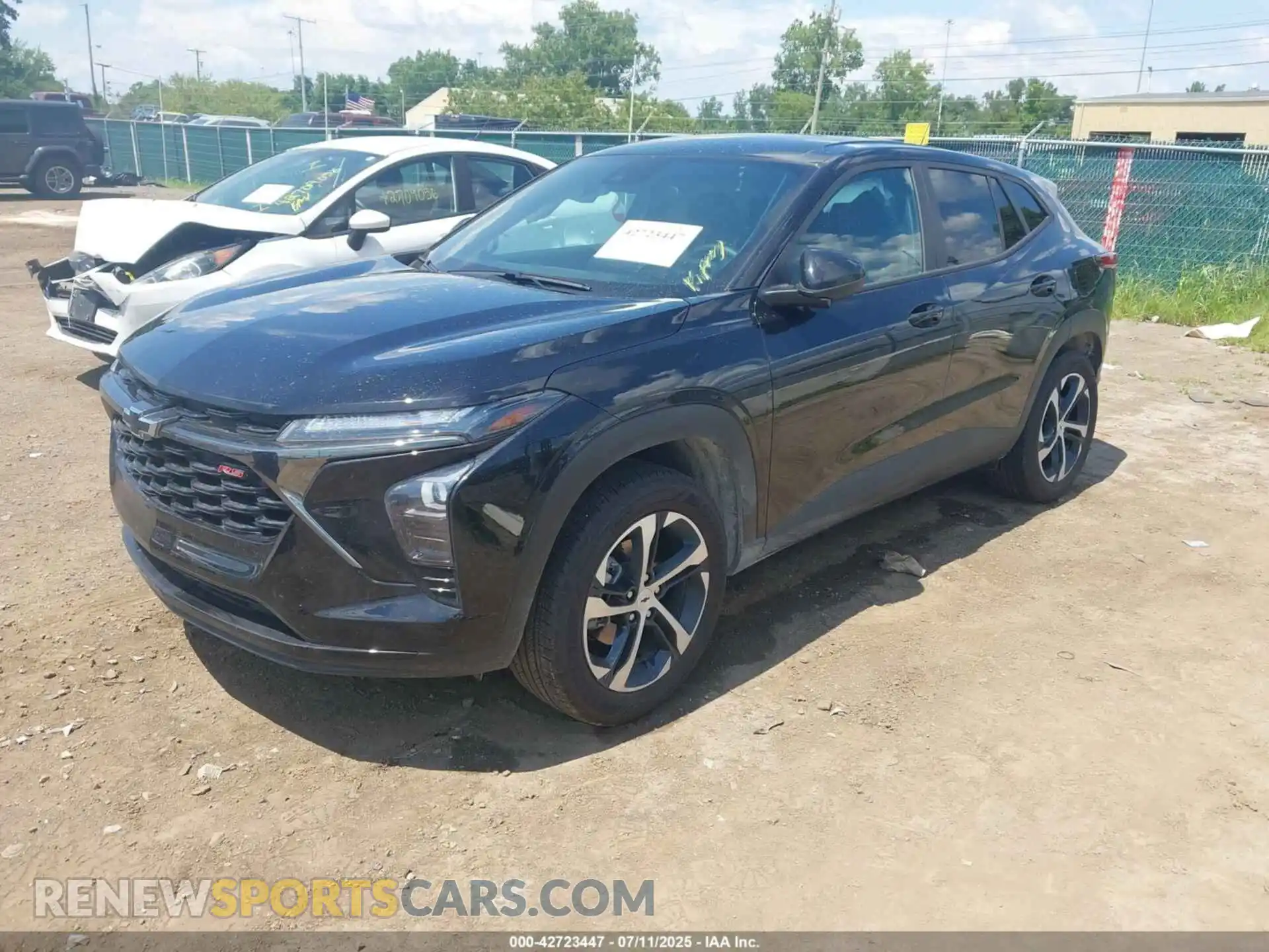 2 Photograph of a damaged car KL77LGEP8SC267776 CHEVROLET TRAX 2025