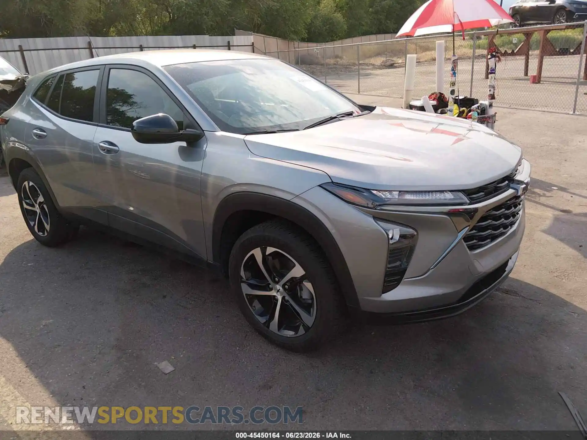 1 Photograph of a damaged car KL77LGEP8SC289969 CHEVROLET TRAX 2025
