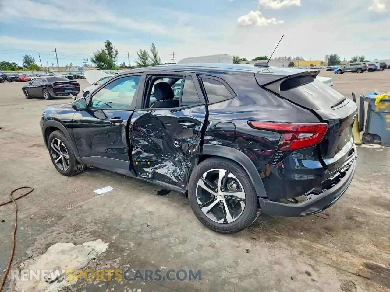 2 Photograph of a damaged car KL77LGEP9SC107597 CHEVROLET TRAX 2025