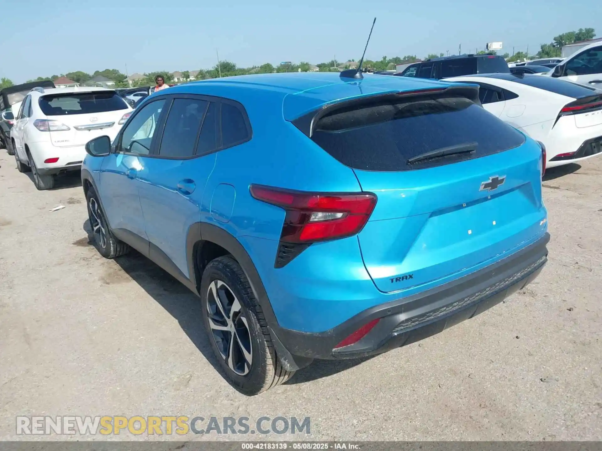 3 Фотография поврежденного автомобиля KL77LGEP9SC170022 CHEVROLET TRAX 2025