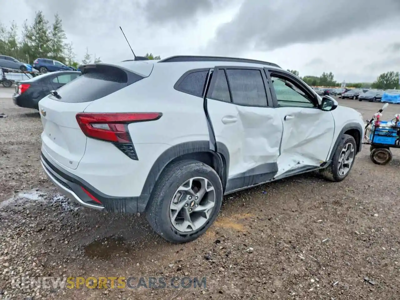3 Photograph of a damaged car KL77LHE2XSC279647 CHEVROLET TRAX 2025