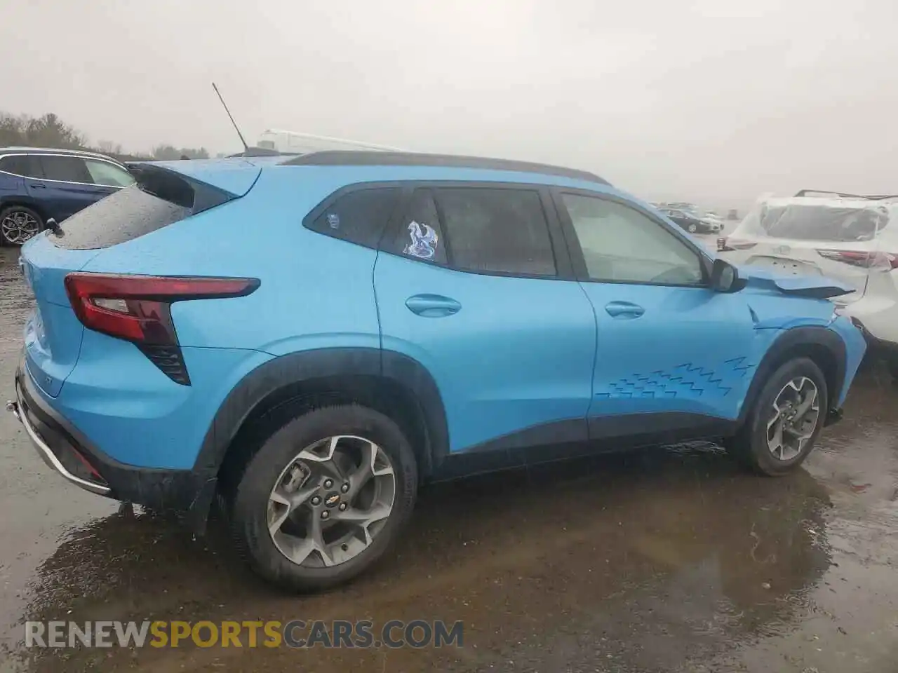 3 Photograph of a damaged car KL77LHEP0SC104304 CHEVROLET TRAX 2025