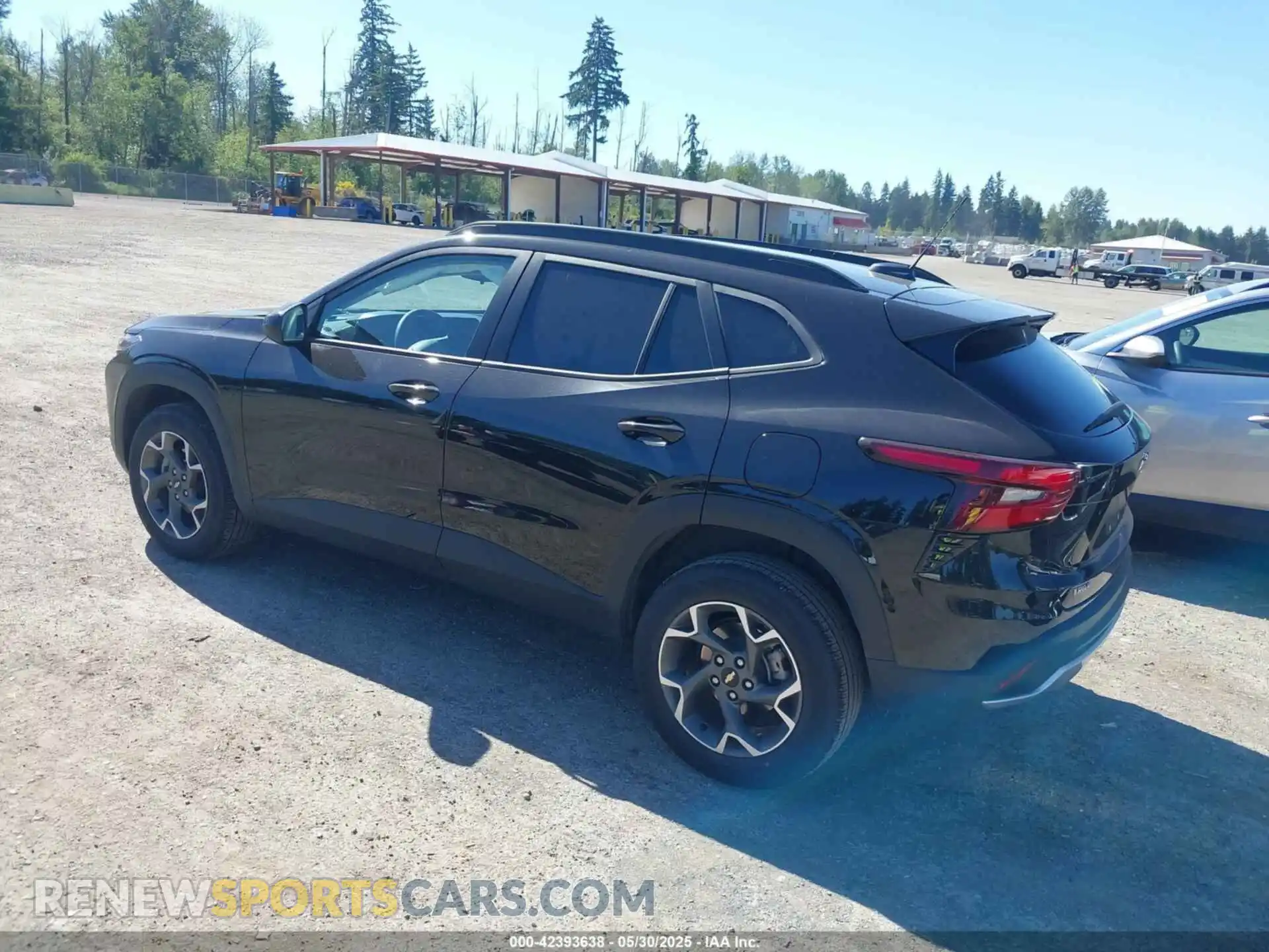 3 fotografías del automóvil dañado KL77LHEP0SC154393 CHEVROLET TRAX 2025