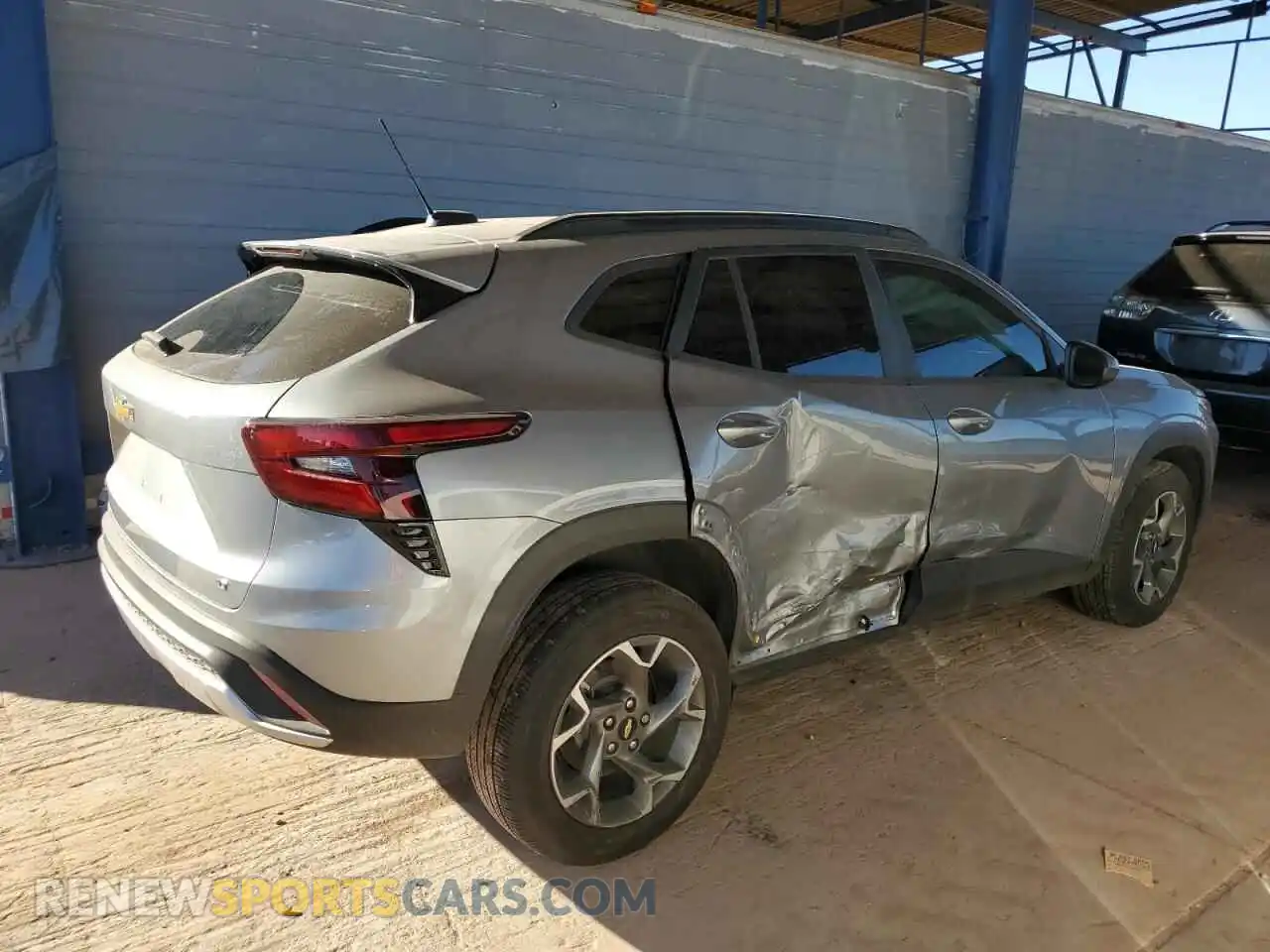3 Photograph of a damaged car KL77LHEP0SC186664 CHEVROLET TRAX 2025
