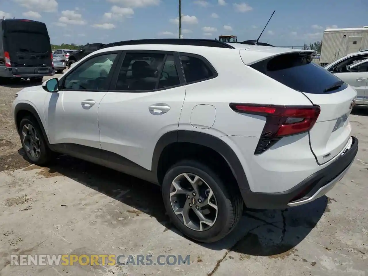 2 Photograph of a damaged car KL77LHEP0SC190939 CHEVROLET TRAX 2025