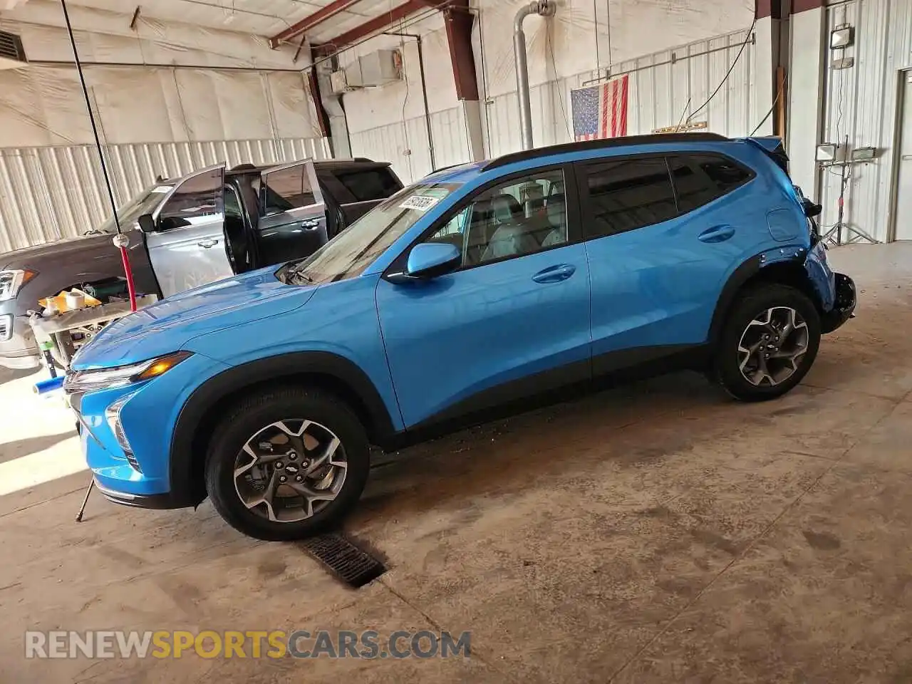 1 Фотография поврежденного автомобиля KL77LHEP0SC244840 CHEVROLET TRAX 2025