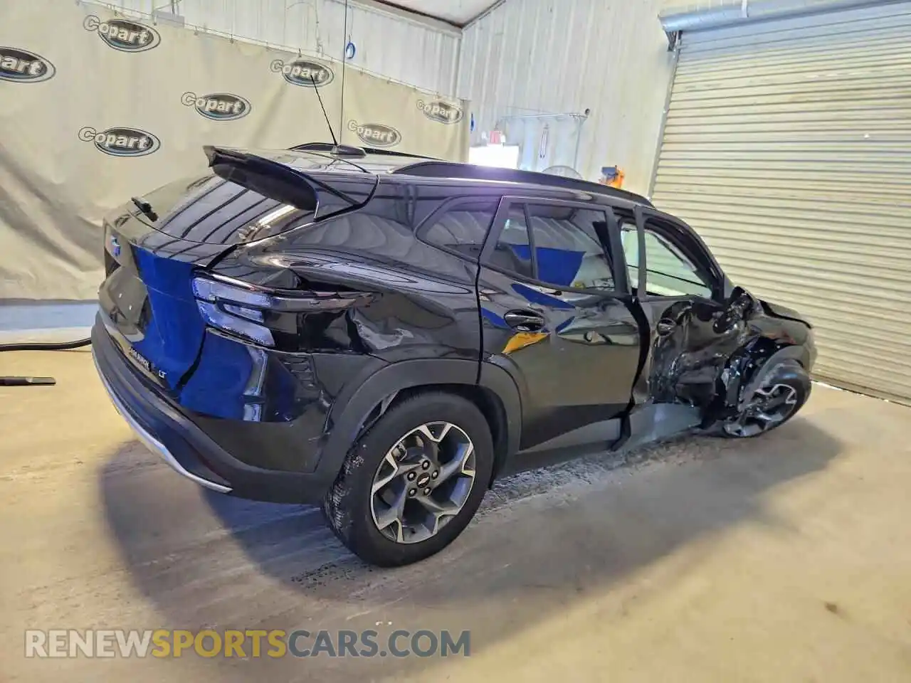 3 fotografías del automóvil dañado KL77LHEP0SC250816 CHEVROLET TRAX 2025
