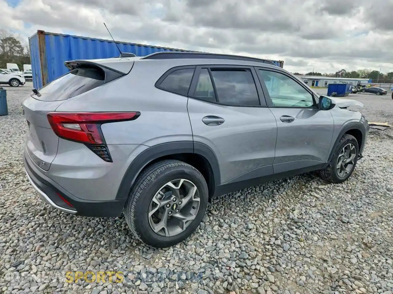 3 Photograph of a damaged car KL77LHEP0SC308195 CHEVROLET TRAX 2025