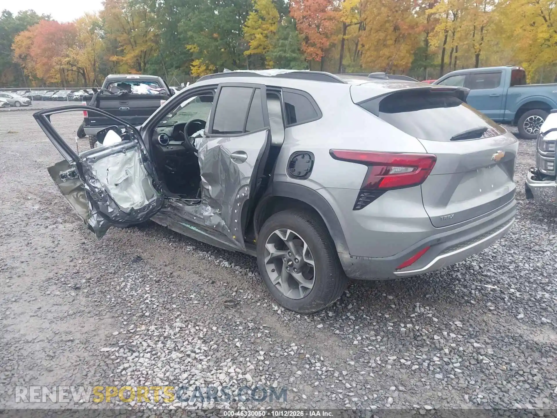 3 Фотография поврежденного автомобиля KL77LHEP0SC332352 CHEVROLET TRAX 2025