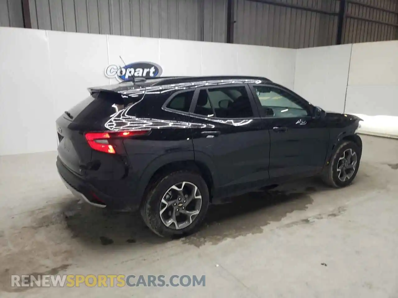3 Photograph of a damaged car KL77LHEP1SC145492 CHEVROLET TRAX 2025