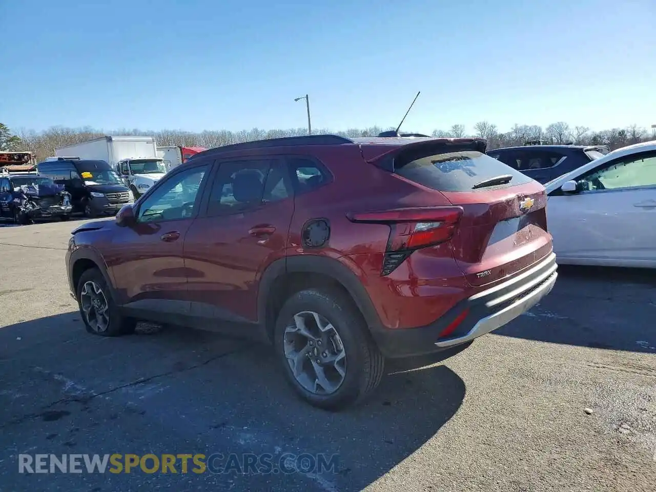 2 fotografías del automóvil dañado KL77LHEP1SC231658 CHEVROLET TRAX 2025