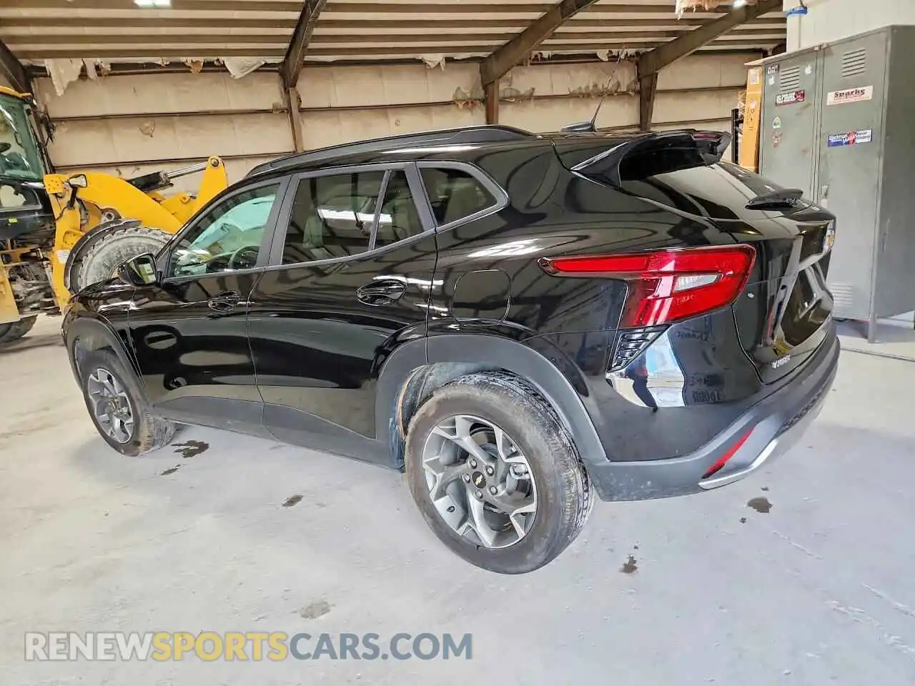 2 Photograph of a damaged car KL77LHEP1SC235791 CHEVROLET TRAX 2025