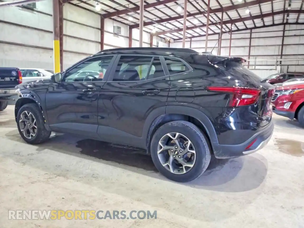2 Photograph of a damaged car KL77LHEP1SC246709 CHEVROLET TRAX 2025