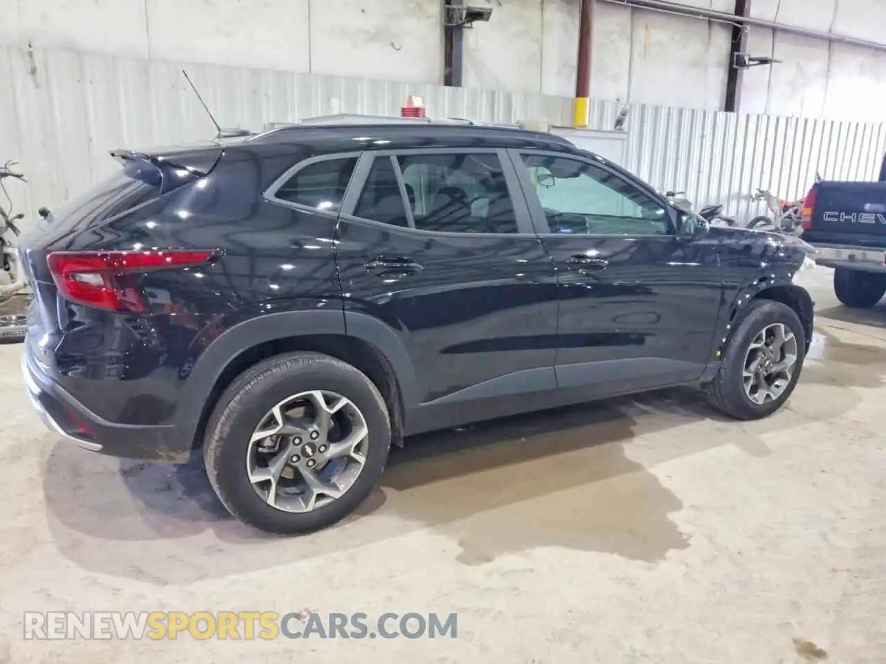 3 Photograph of a damaged car KL77LHEP1SC246709 CHEVROLET TRAX 2025
