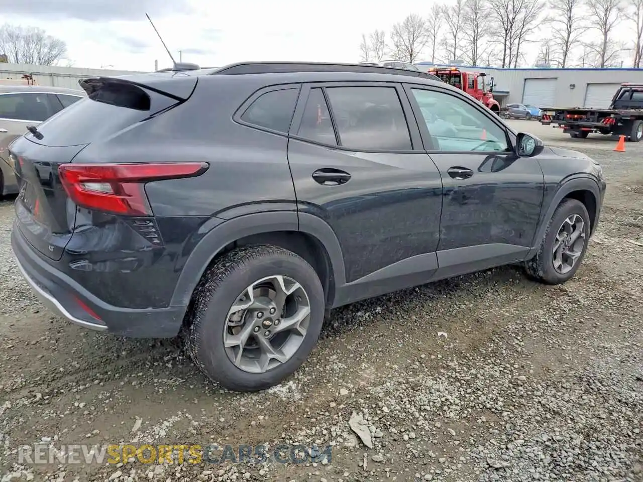 3 Photograph of a damaged car KL77LHEP1SC261484 CHEVROLET TRAX 2025