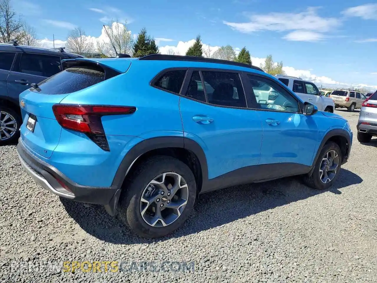 3 Photograph of a damaged car KL77LHEP1SC270430 CHEVROLET TRAX 2025