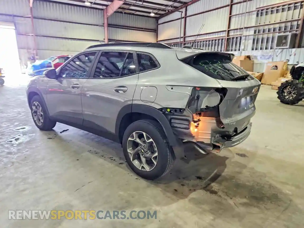 2 fotografías del automóvil dañado KL77LHEP1SC286286 CHEVROLET TRAX 2025