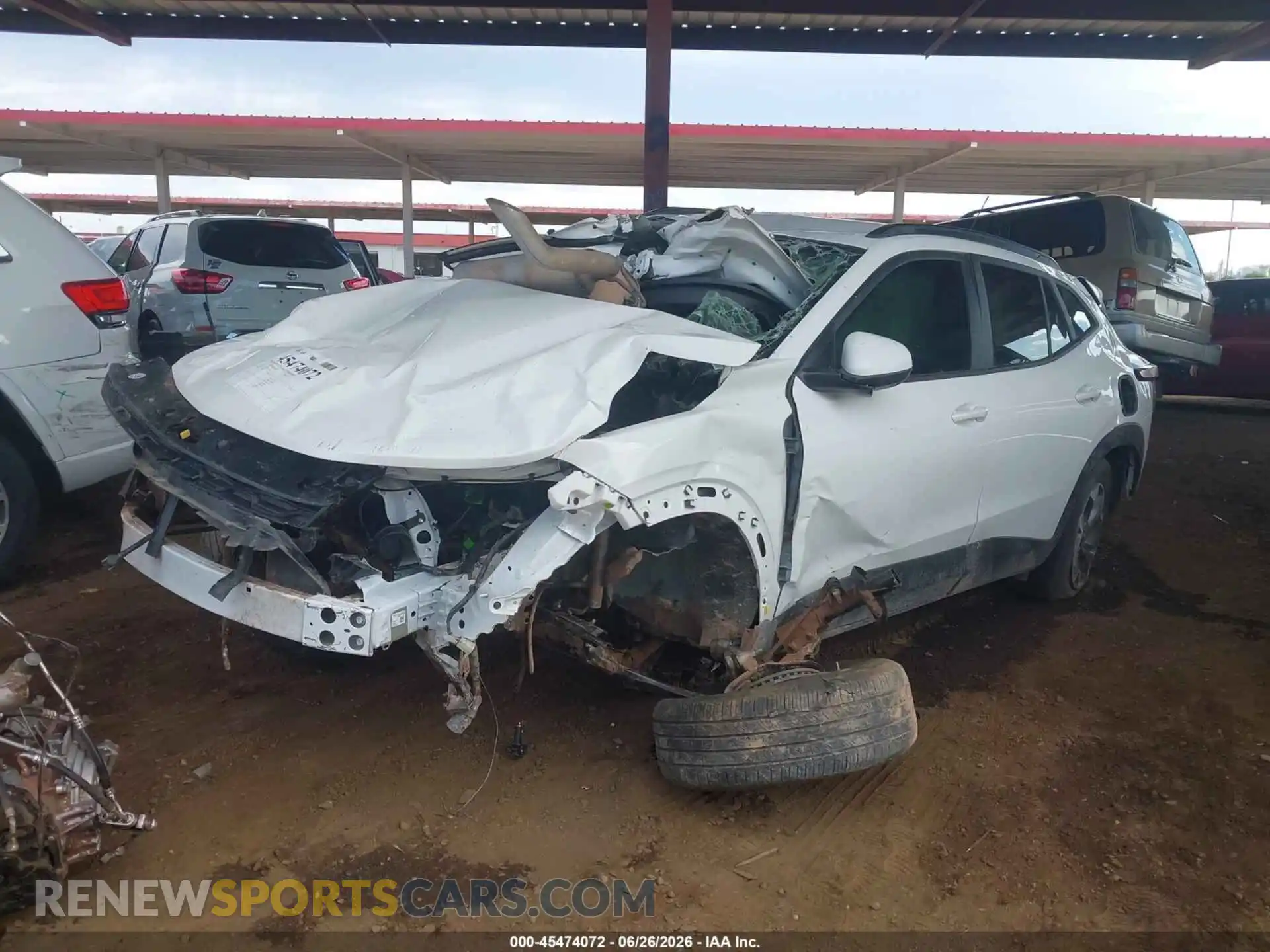 2 fotografías del automóvil dañado KL77LHEP1SC337317 CHEVROLET TRAX 2025