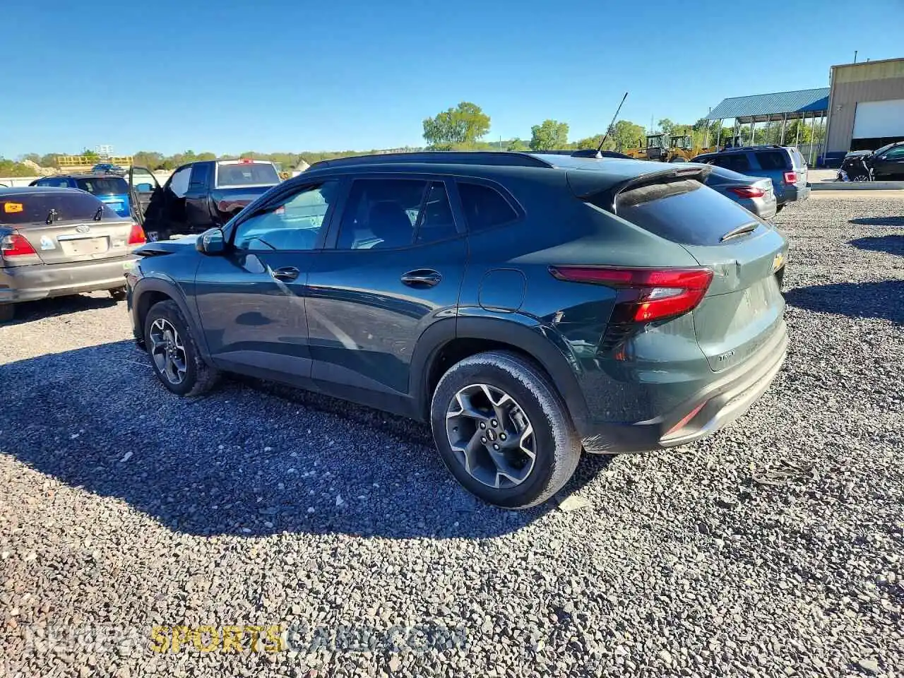 2 fotografías del automóvil dañado KL77LHEP2SC091183 CHEVROLET TRAX 2025