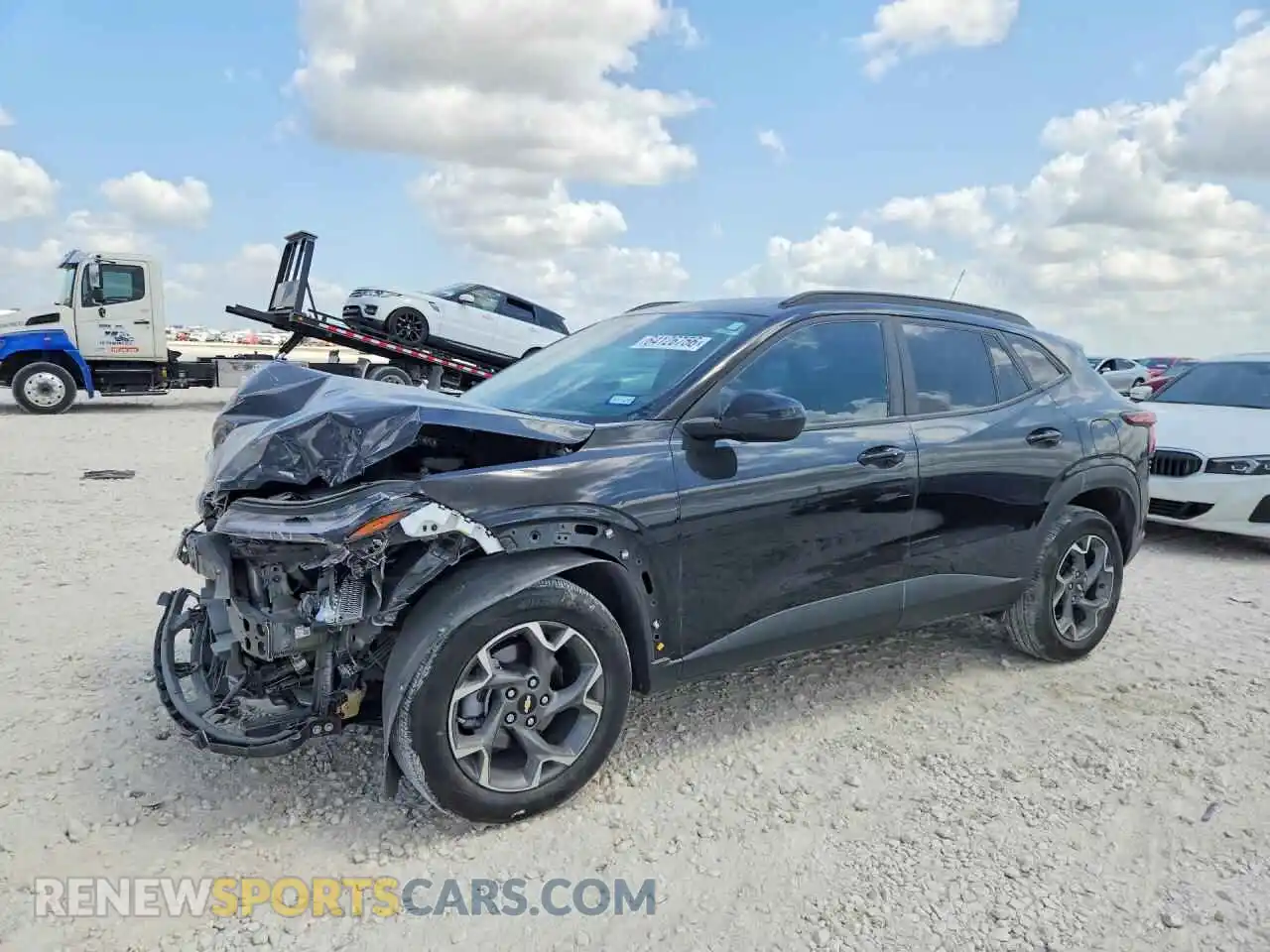 1 Фотография поврежденного автомобиля KL77LHEP2SC123811 CHEVROLET TRAX 2025